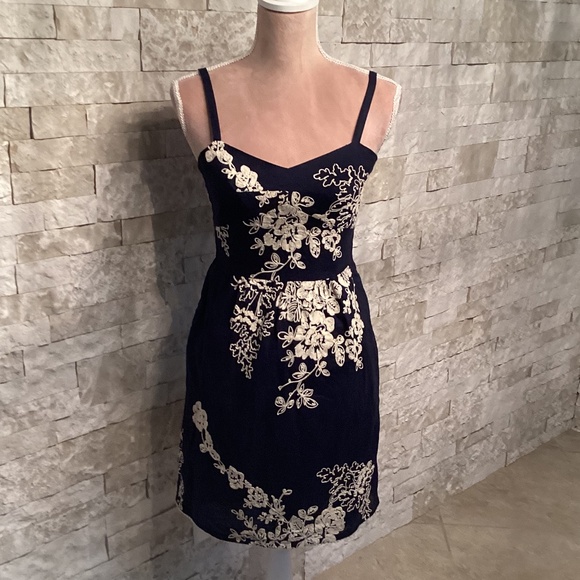 J. Crew Mirabel Garden Lawn Navy Cotton Embroidered Drss - Picture 1 of 10